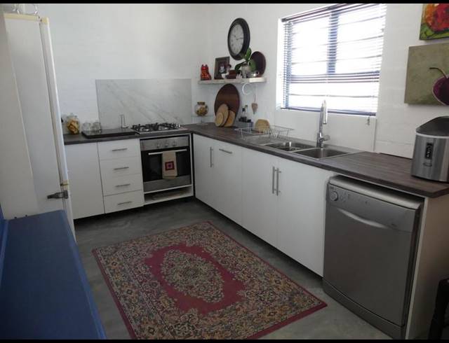 2 BEDROOM HOUSE FOR SALE IN HARBOUR LIGHTS